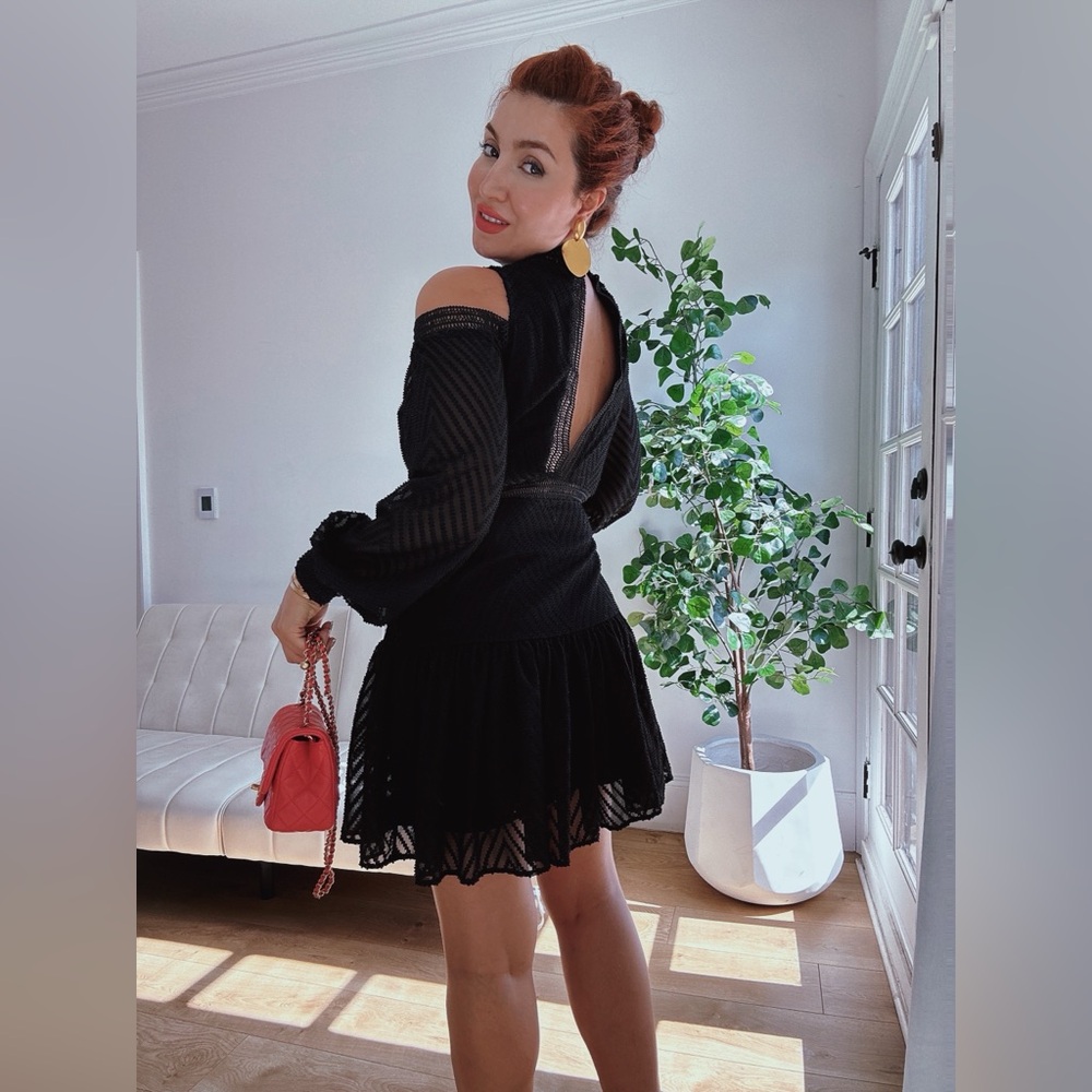 Beautiful mini black dress